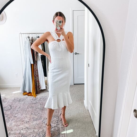 Opening Ceremony Dresses & Skirts - Opening Ceremony Textured White O-Ring Ruffle Hem Midi Dress